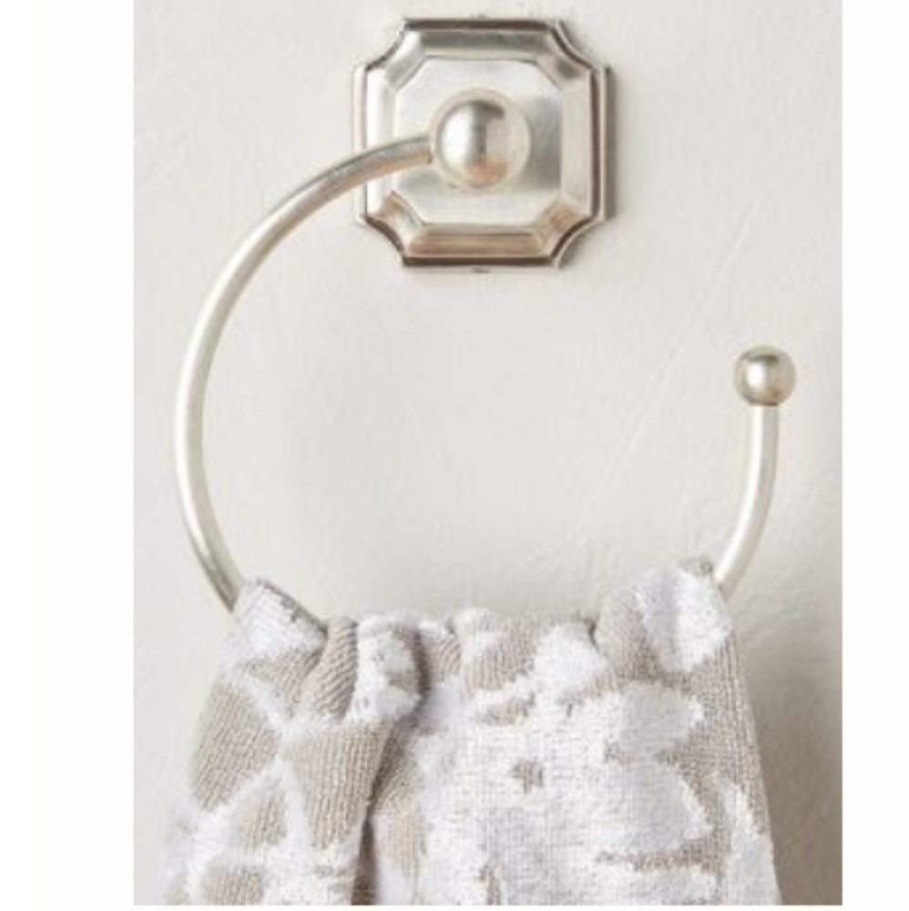 Final Markdow💥Anthropologie Trudy Bath Towel Ring - Picture 2 of 3